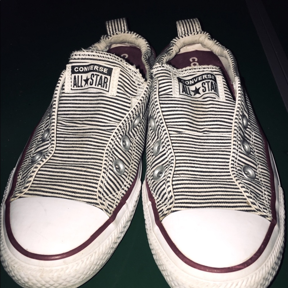 Converse women’s size 9